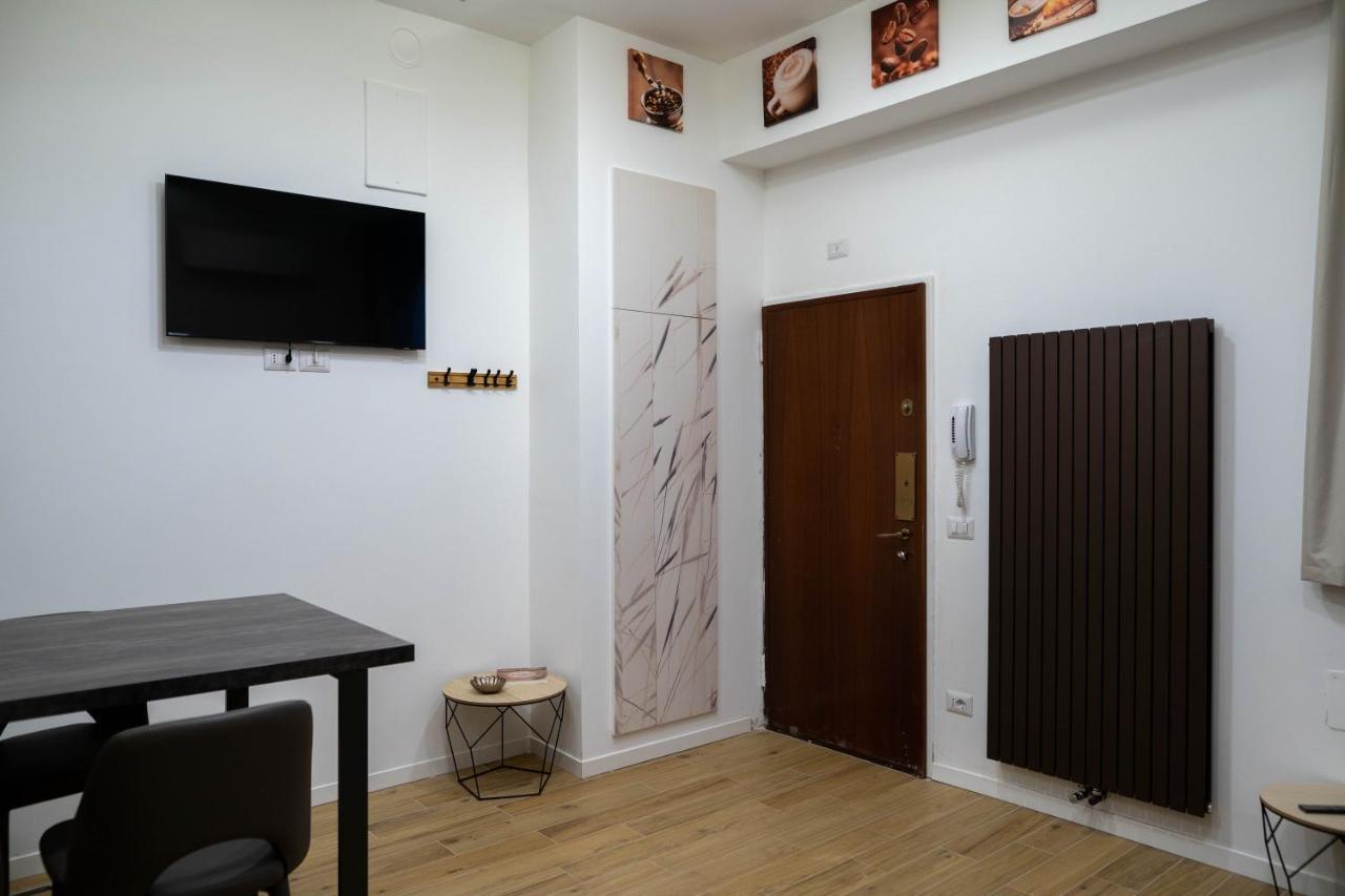 L Arche Comfort & Relax Brown Home Di Via Varesina Μιλάνο Εξωτερικό φωτογραφία
