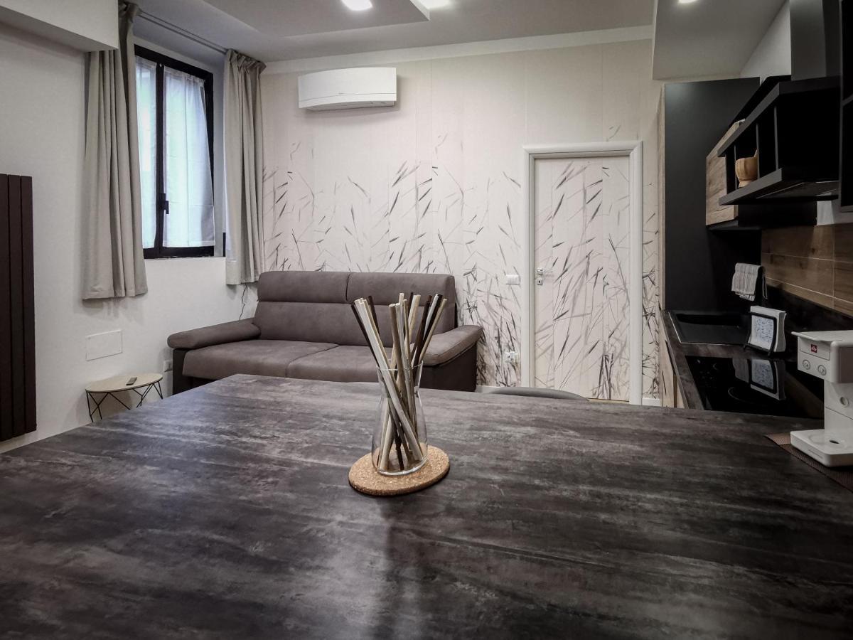 L Arche Comfort & Relax Brown Home Di Via Varesina Μιλάνο Εξωτερικό φωτογραφία