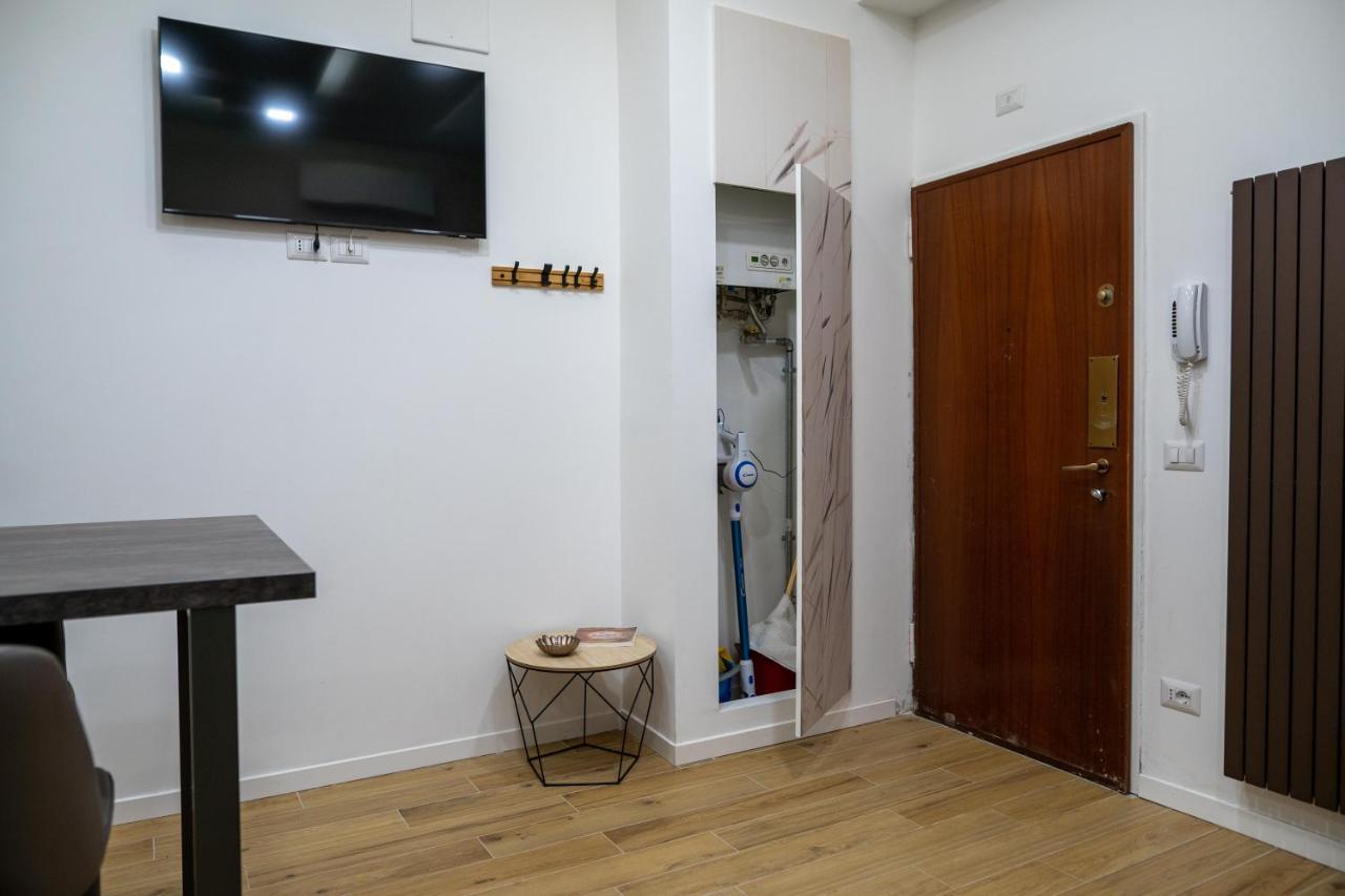 L Arche Comfort & Relax Brown Home Di Via Varesina Μιλάνο Εξωτερικό φωτογραφία