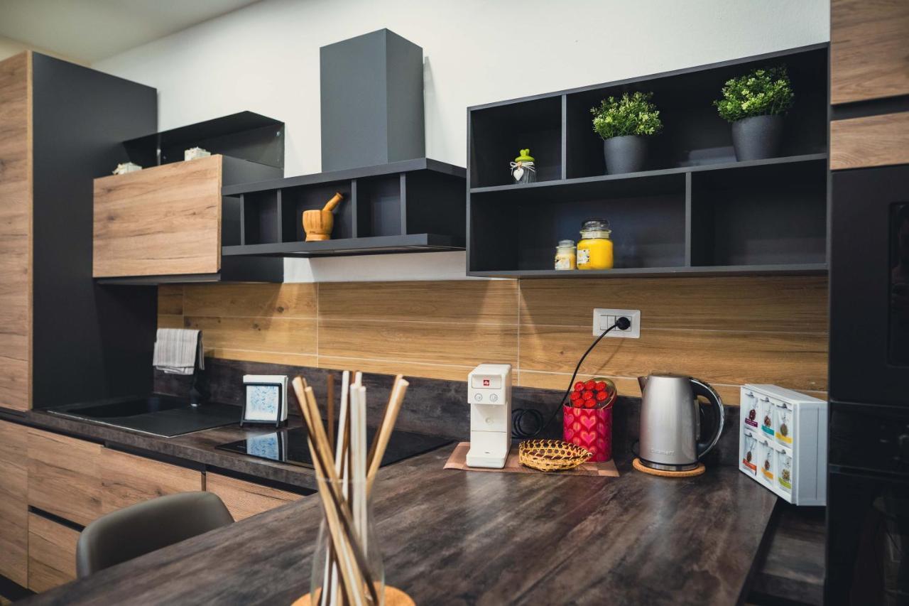 L Arche Comfort & Relax Brown Home Di Via Varesina Μιλάνο Εξωτερικό φωτογραφία